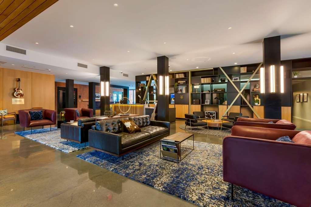 Cambria Hotel Austin Airport Интерьер фото