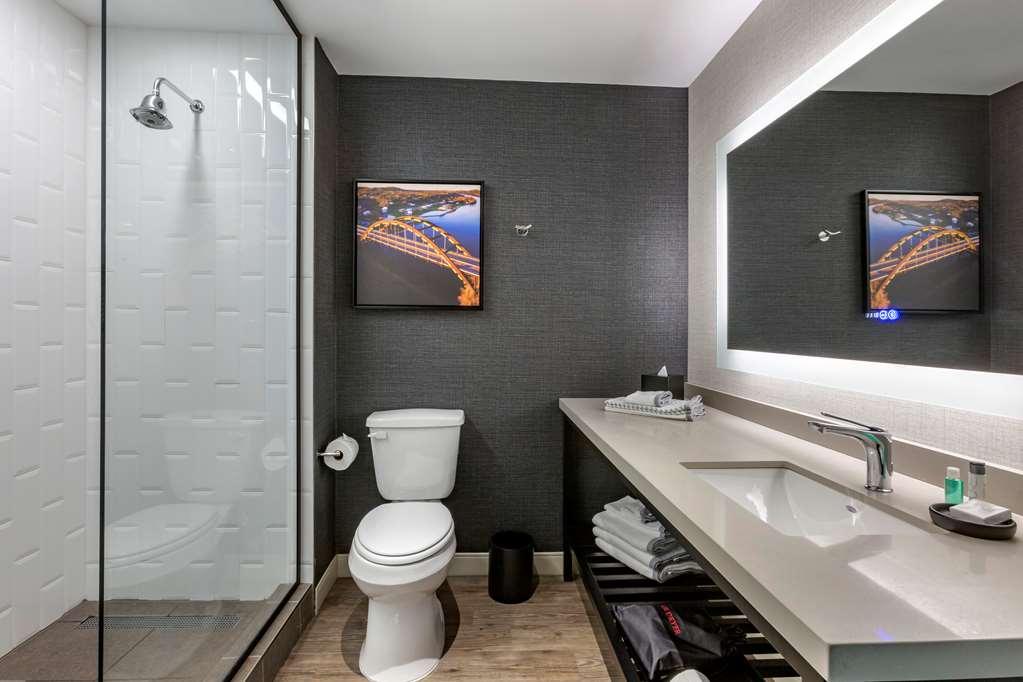 Cambria Hotel Austin Airport Экстерьер фото